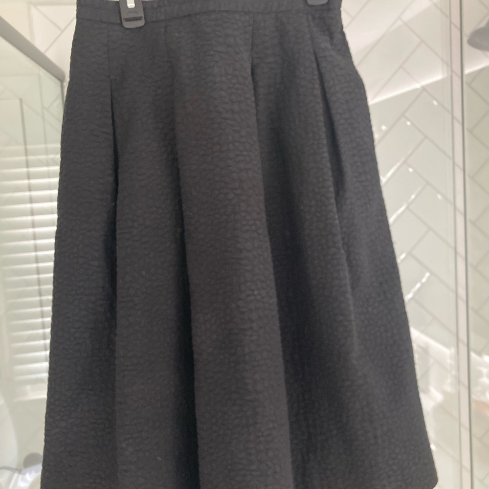 HM jacquard pleated midi skirt